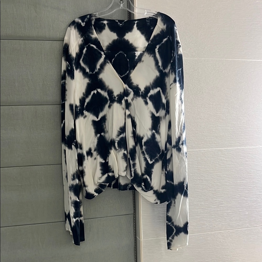 Planet Blue Tie-Dye Long Sleeve Women's Top